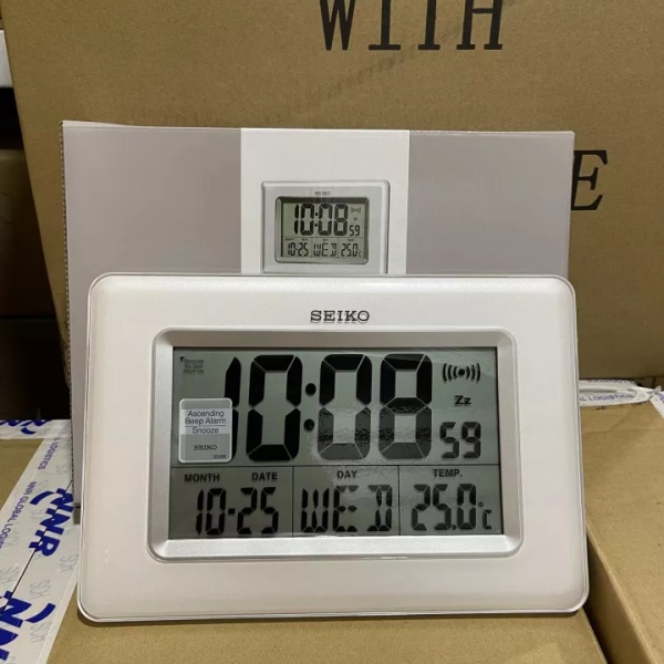 Seiko QHL058W Digital Clock